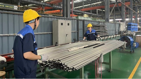 新能源電池行業(yè)不銹鋼管選擇！